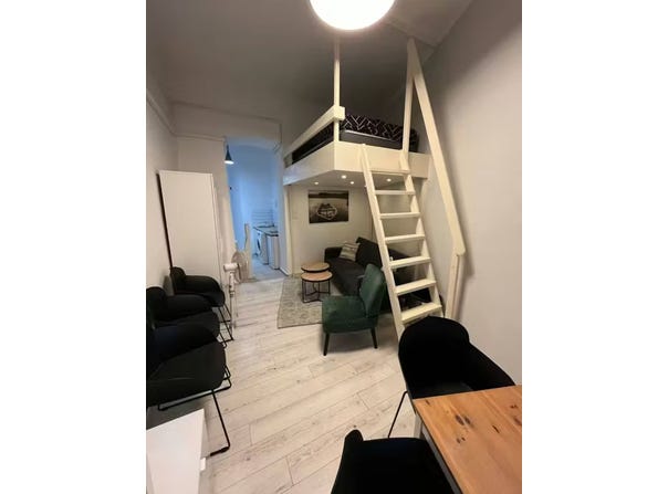 Dob utca, Budapest, Budapest 1073