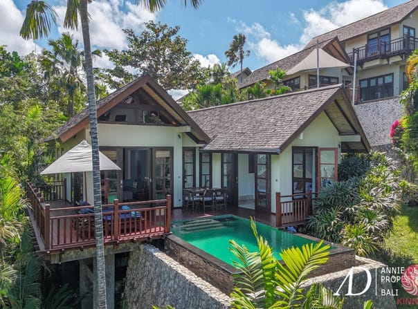 Ungasan, Badung, Bali 80361
