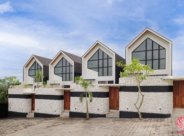 Uluwatu, Badung, Bali 80361