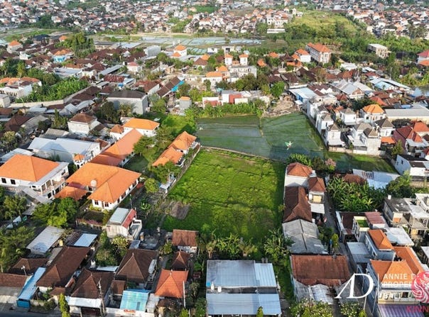 Tumbak Bayuh, Badung, Bali 80365