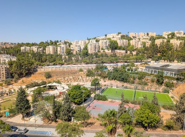 Jerusalem, Armon Hanatziv