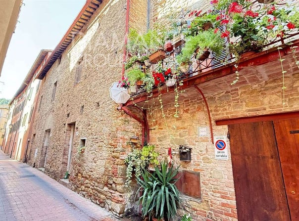 Paciano, Umbria 06060