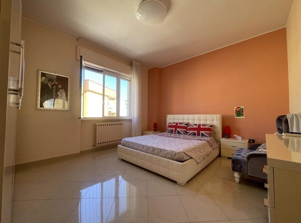 Monopoli, Apulia 70043