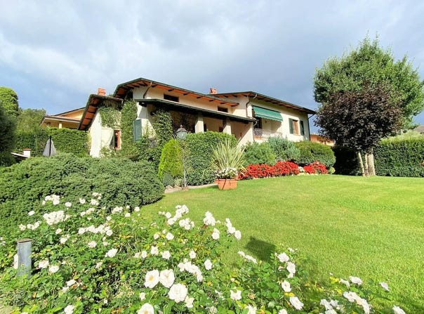 Pescaglia, Tuscany 55064