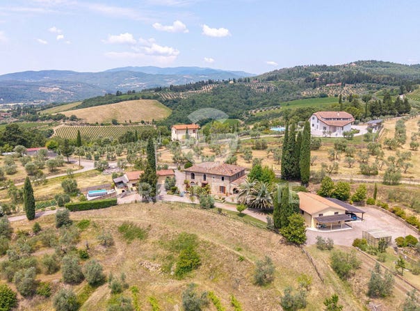 Arezzo, Tuscany 52100