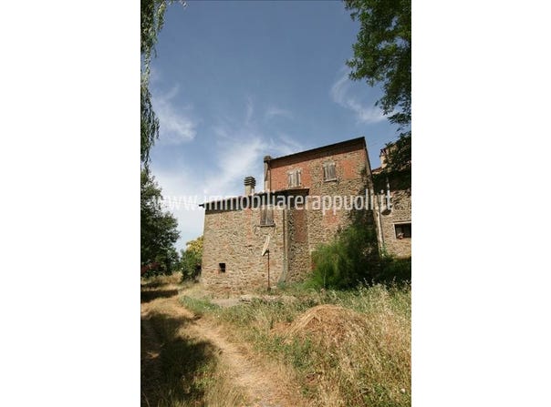 Trequanda, Tuscany 53020