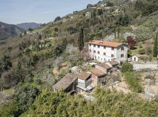 Lucca, Tuscany 55100