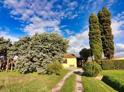 Castagneto Carducci, Tuscany 57022