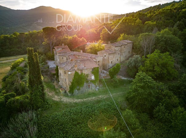 Cortona, Tuscany 52044