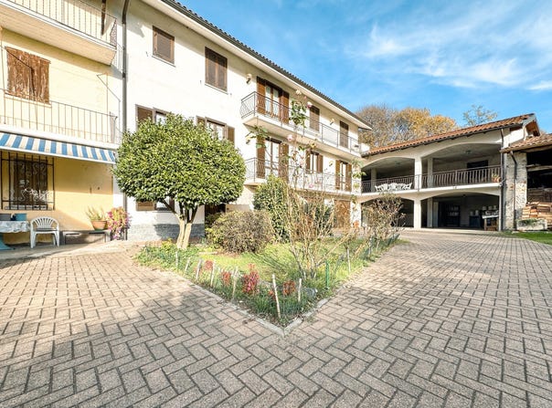 Via Stefano Niccolini 37, Oleggio Castello, Piedmont 28040