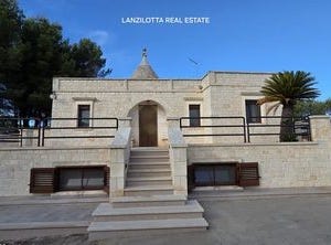 Contrada Colucci, Cisternino, Puglia 72014