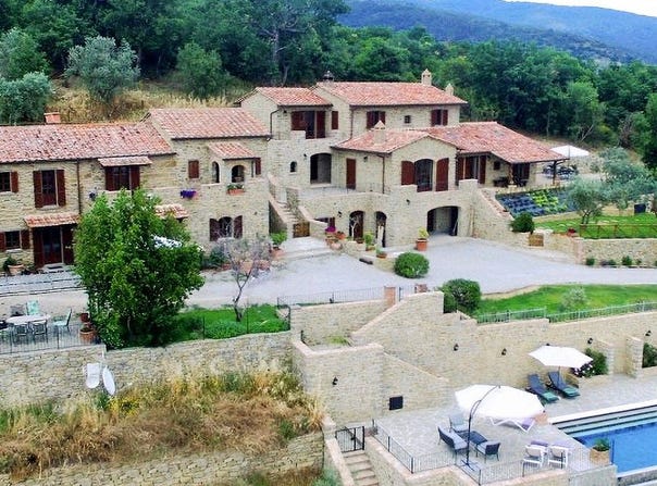 Cortona, Tuscany 52044