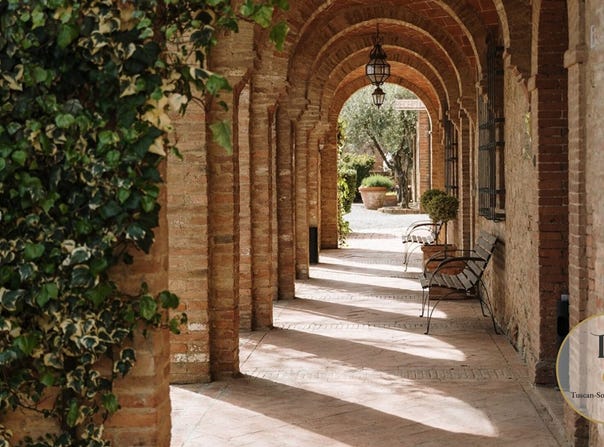 Montepulciano, Tuscany 53045