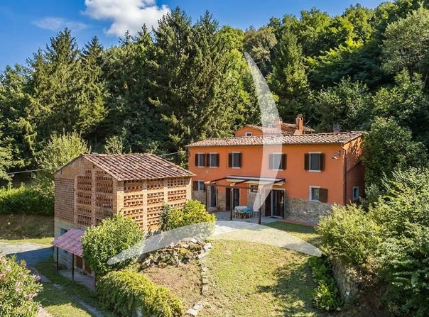 Pescia, Tuscany 51012