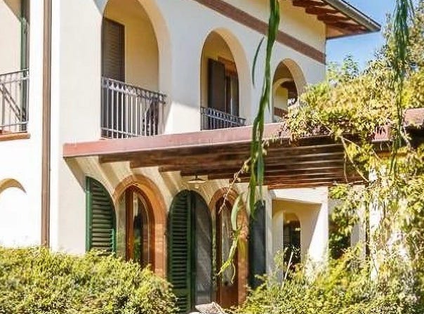 Forte dei Marmi, Tuscany 55042