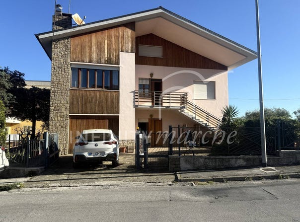 Cupramontana, Marche 60034