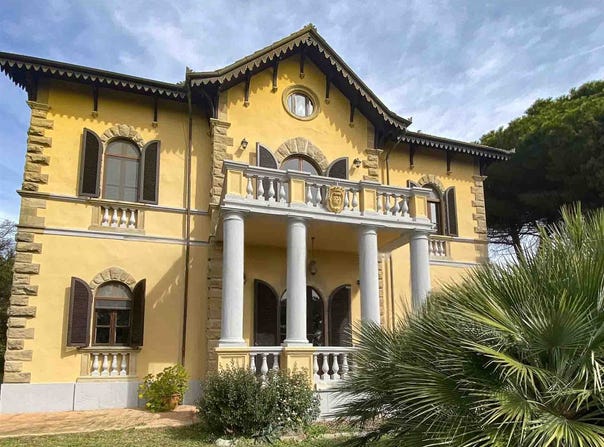 Riparbella, Tuscany 56046