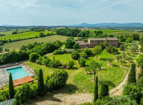 Cortona, Tuscany 52044