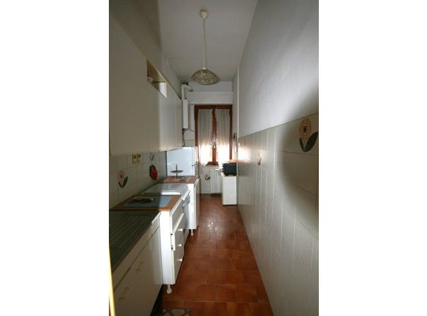 Bettolle, Tuscany 53048