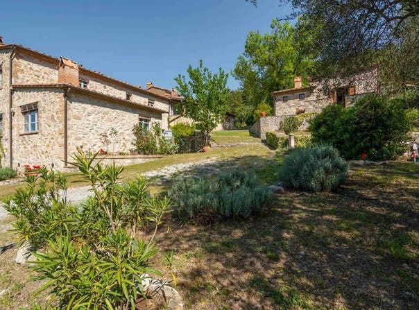 Seggiano, Tuscany 58038