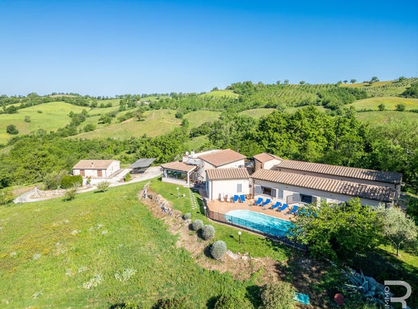 Semproniano, Tuscany 58055