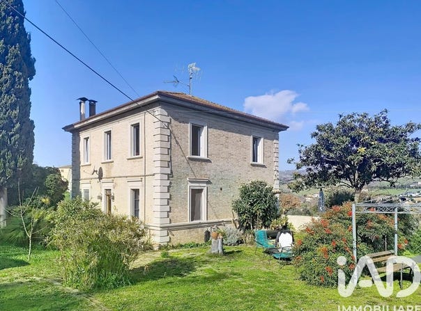 Massignano, Marche 63061