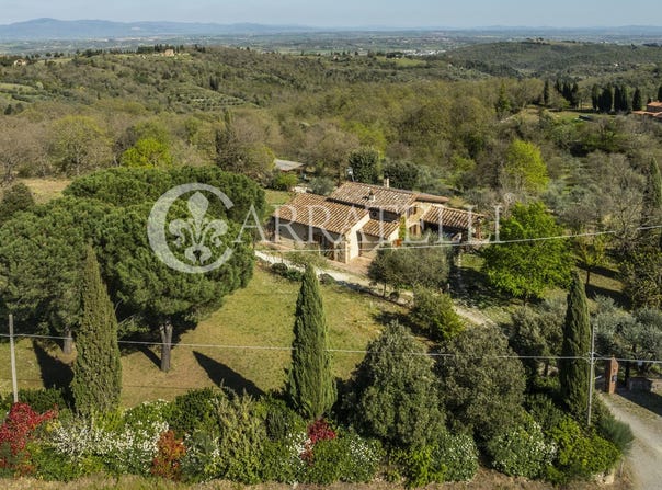 Sinalunga, Tuscany 53048