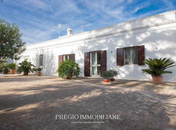 Monopoli, Apulia 70043