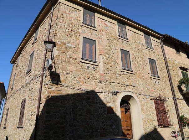 Chianni, Tuscany 56034