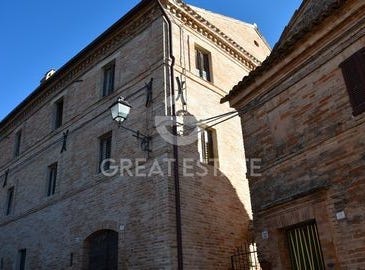 Ponzano di Fermo, Fermo