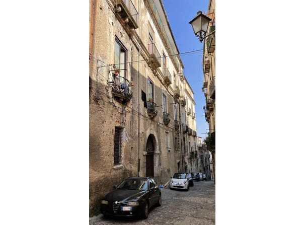Cosenza, Calabria 87100