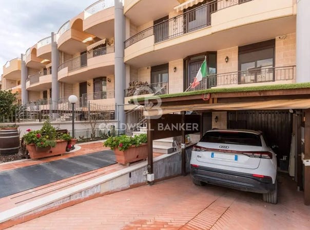 Puglia, Apulia 70042
