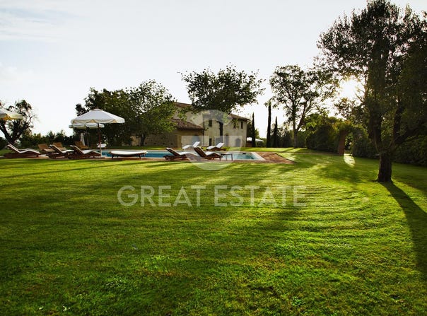 Cetona, Tuscany 53040