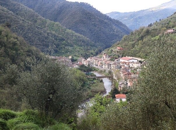 SP63, Apricale, Provincia di Imperia, Ligurië, 18035, Italië, Isolabona, Liguria 18035