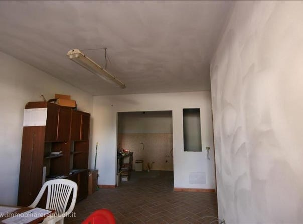 Sinalunga, Tuscany 53048