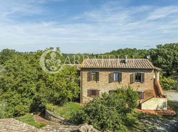 Chiusi, Tuscany 53043