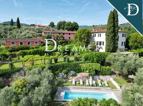 Lucca, Tuscany 55100