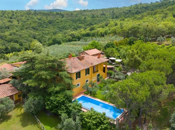 Arezzo, Tuscany 52100