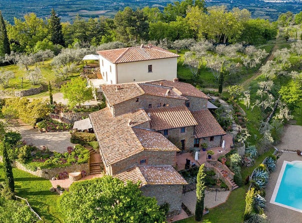 Montevarchi, Tuscany 52020