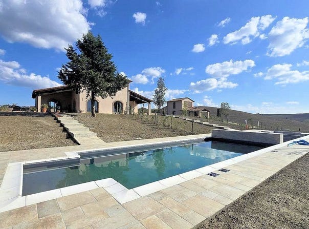 Lajatico, Tuscany 56030