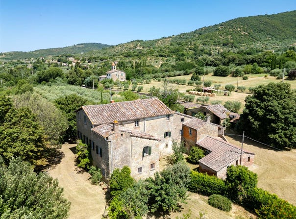 Cortona, Tuscany 52044