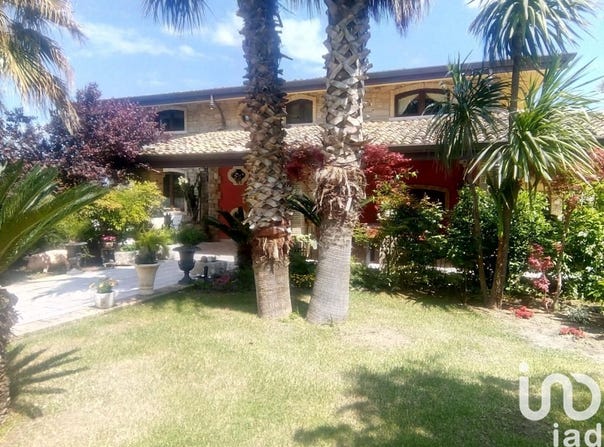 Campomarino, Molise 86042
