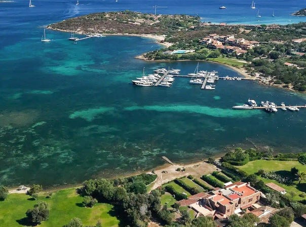 Capo Ferro, Sardinia 07021