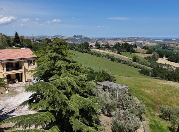 Monterubbiano, Marche 63825