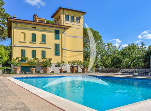 Arezzo, Tuscany 52100