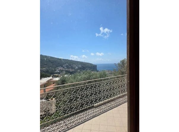 Naples, Campania 80069