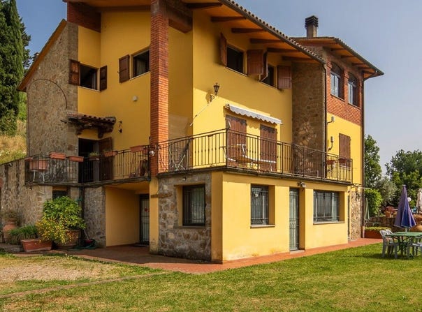 Arezzo, Tuscany 52100