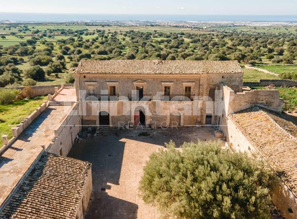 Ragusa, Sicily 97100