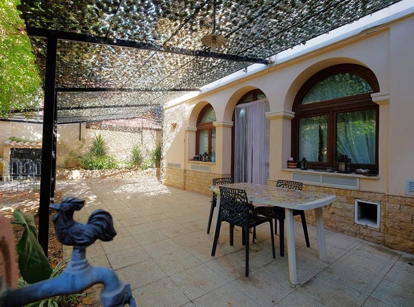 Capoterra, Sardinia 09012
