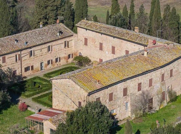 Sant'Andrea a Montecchio, Tuscany 53100